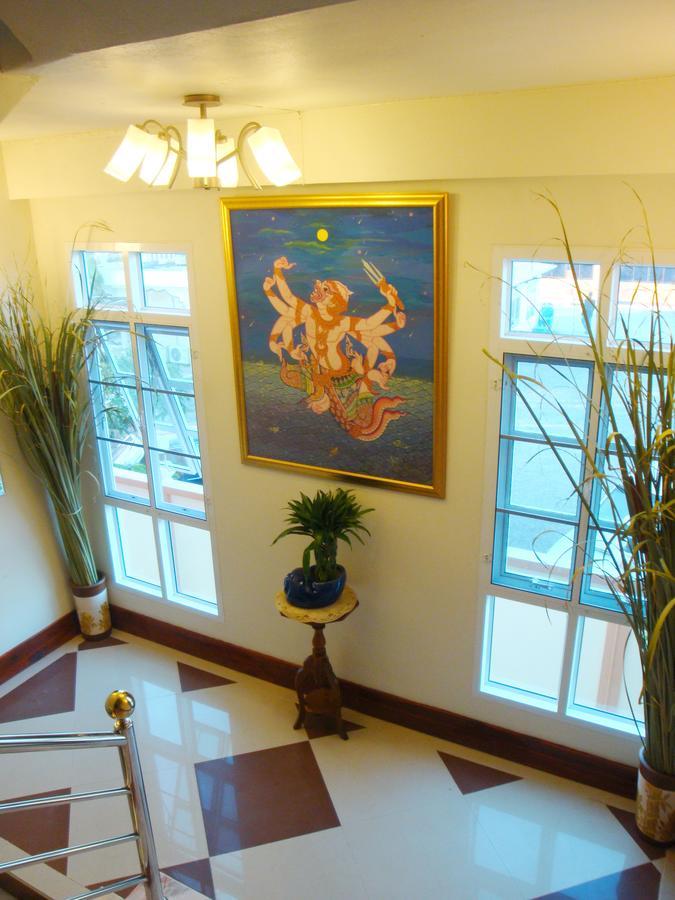 Siam House Interplace Lopburi Bagian luar foto
