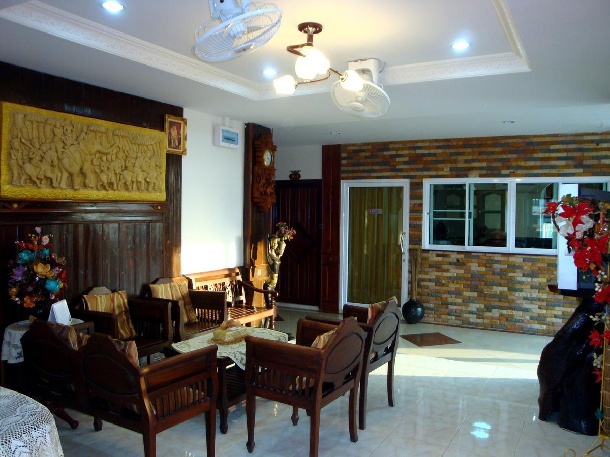 Siam House Interplace Lopburi Bagian luar foto
