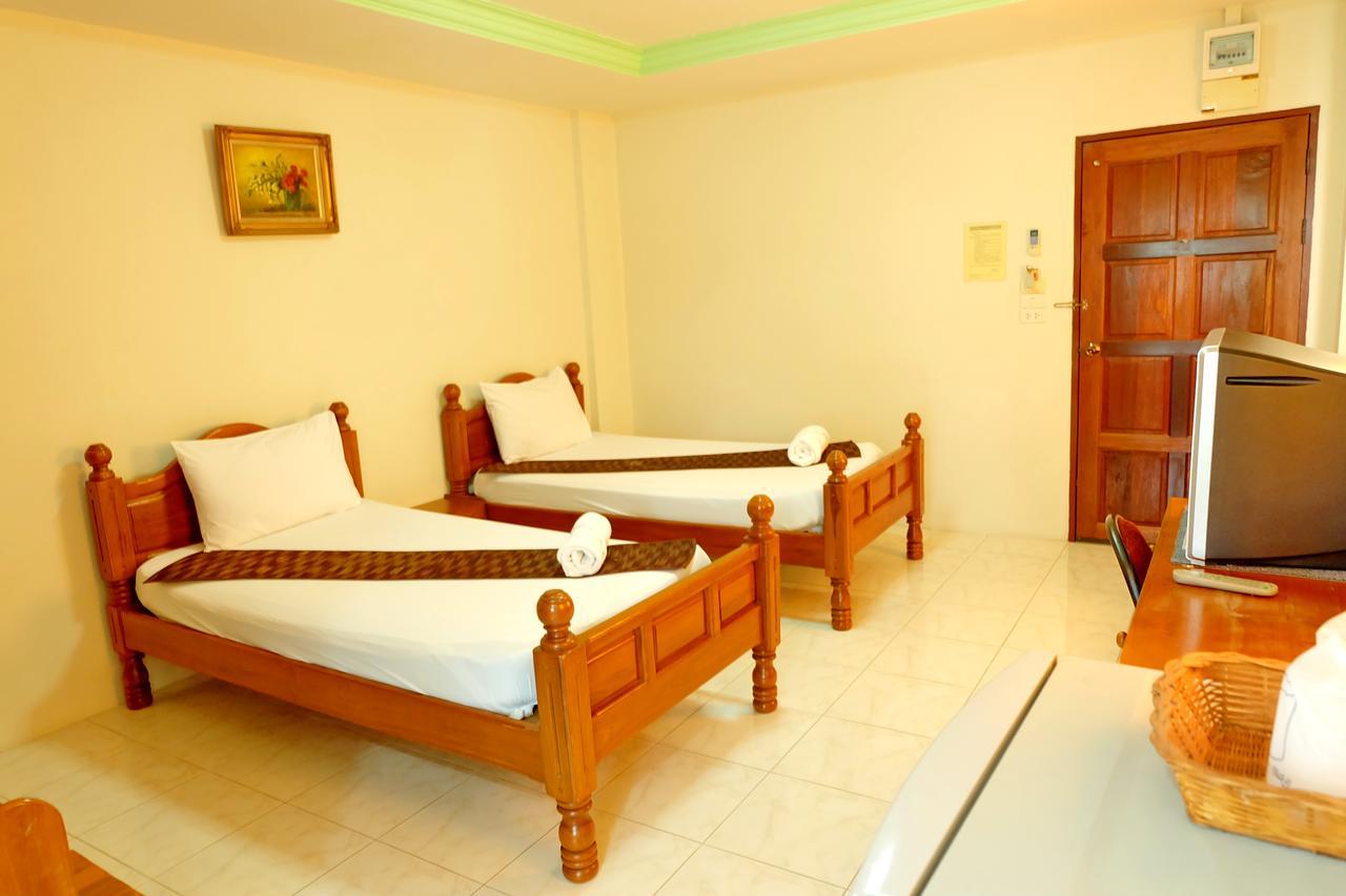 Siam House Interplace Lopburi Bagian luar foto